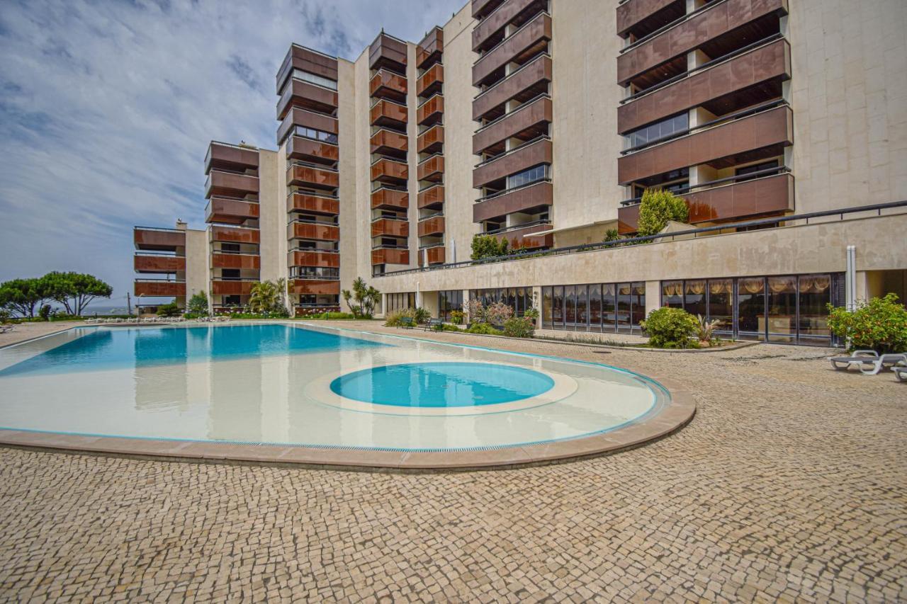 Stylish One Bedroom Apartment With Swimming Pool Cascais Eksteriør bilde